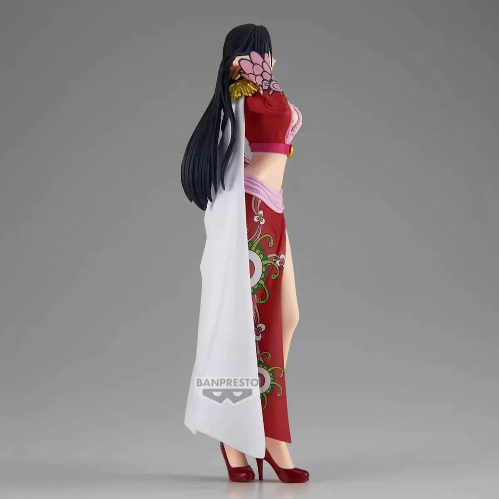 17CM Boa Hancock Figure Anime ONE PIECE Kwaii Christmas Style Different Colors Desktop Golf Model Toy Collection Ornaments PVC
