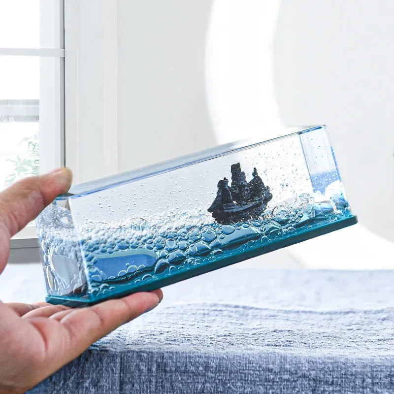 One Piece Going Merry Floating Barcos Thousand Sunny Ship in Fluid Liquid Barcos Floating Boat Desk Decor Living Room Decoration