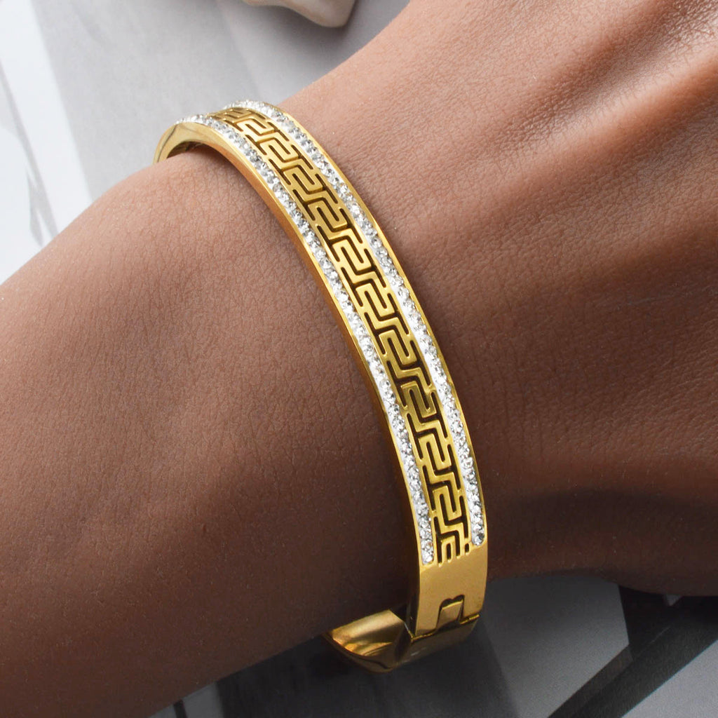 1 Middle Eastern-Oriented New Fashion Star Great Wall Pattern Hollow Zirconia Stainless Steel Bracelet, Suitable for Everyday Versatile Holiday Outfit Matching