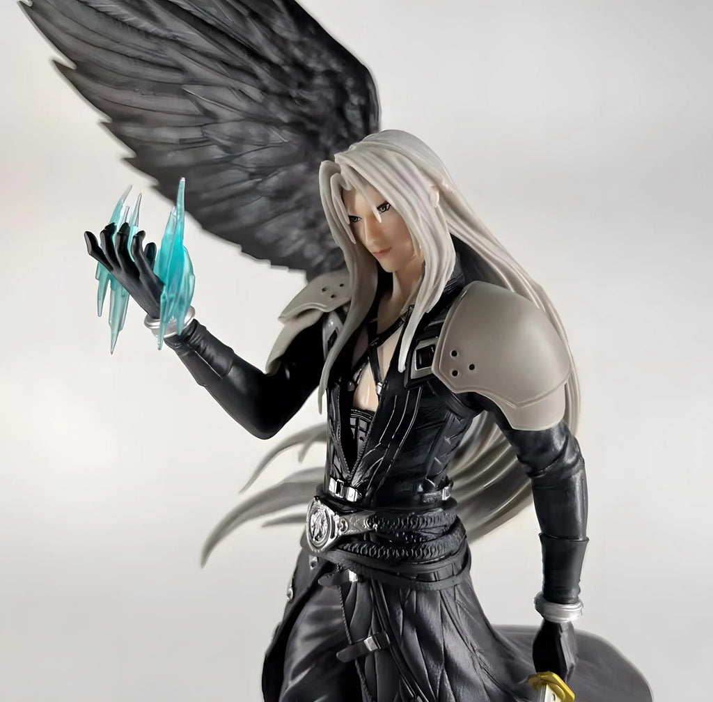Final Fantasy : Sephiroth One-Winged Angel Video Game Figure / Collection Model - Home Decoration - Desktop Figurines