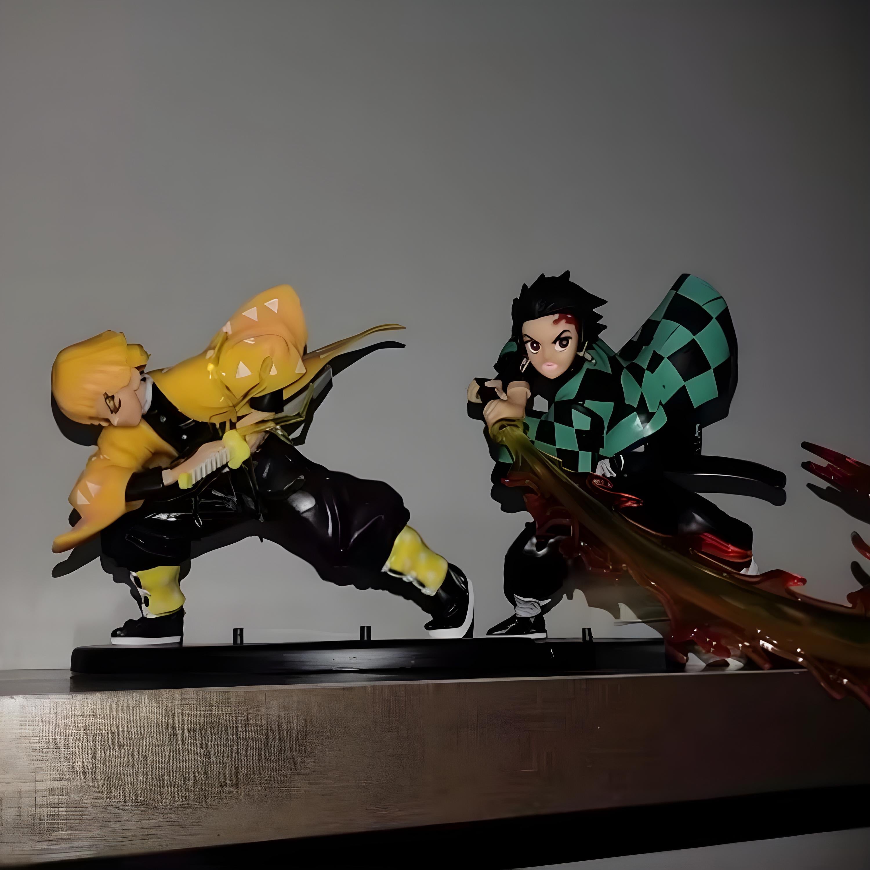 Zenitsu Agatsuma Thunder Breathing Action Figure 15Cm Demon Slayer Figure for Desk, Gaming Setup